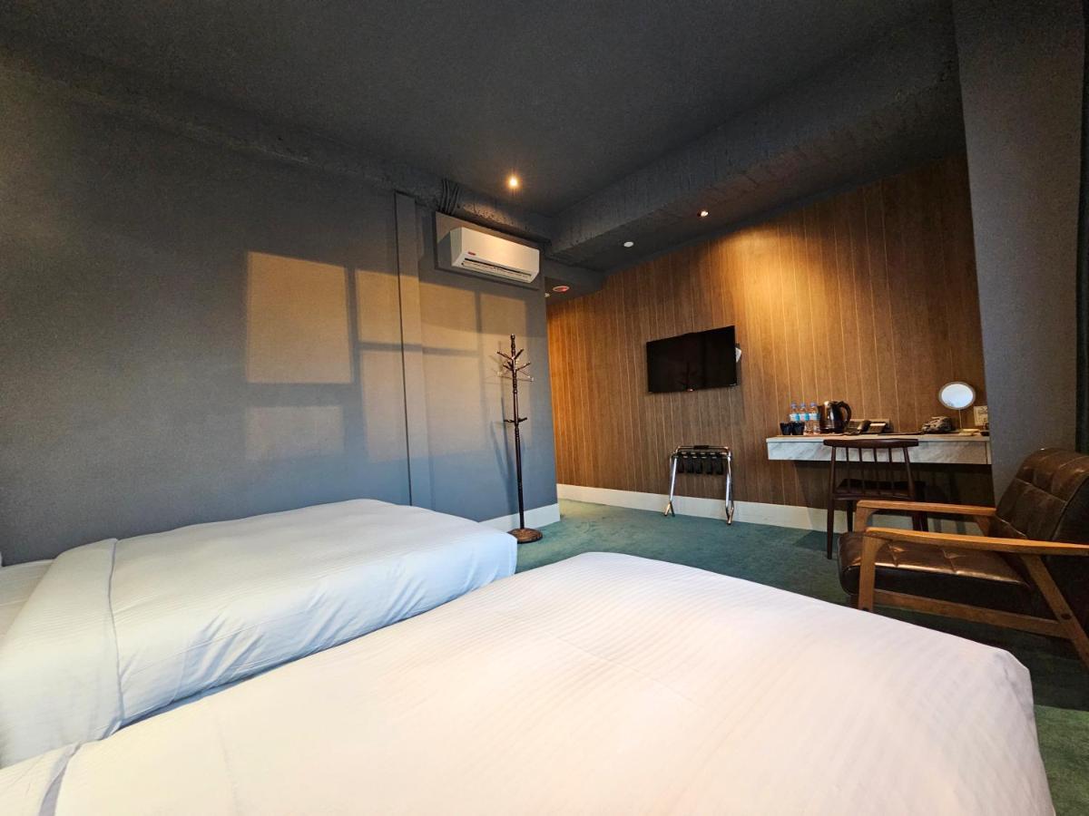 Modern Inn Taichung Exterior foto